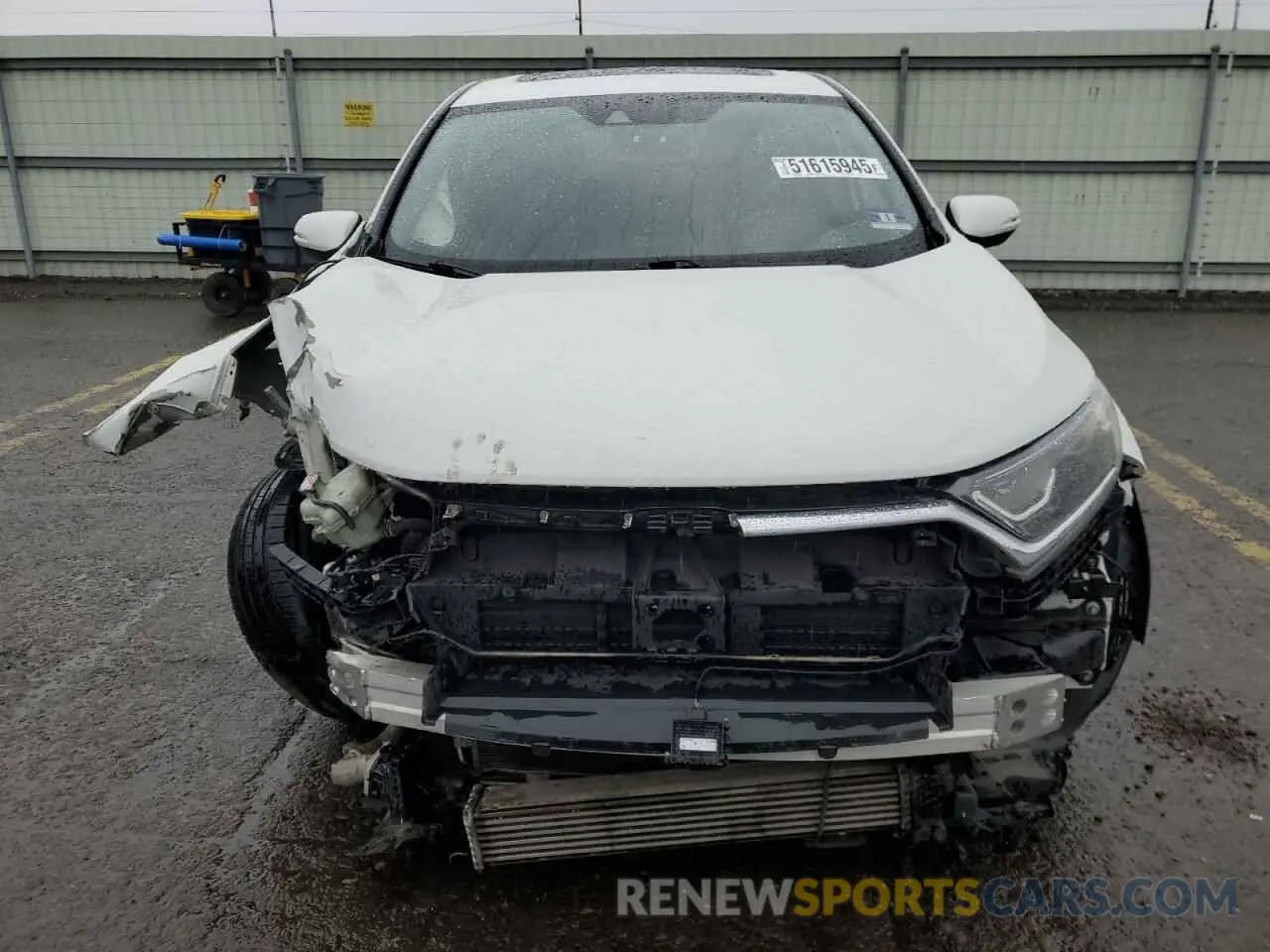 5 Photograph of a damaged car 2HKRW2H51KH670065 HONDA CRV 2019