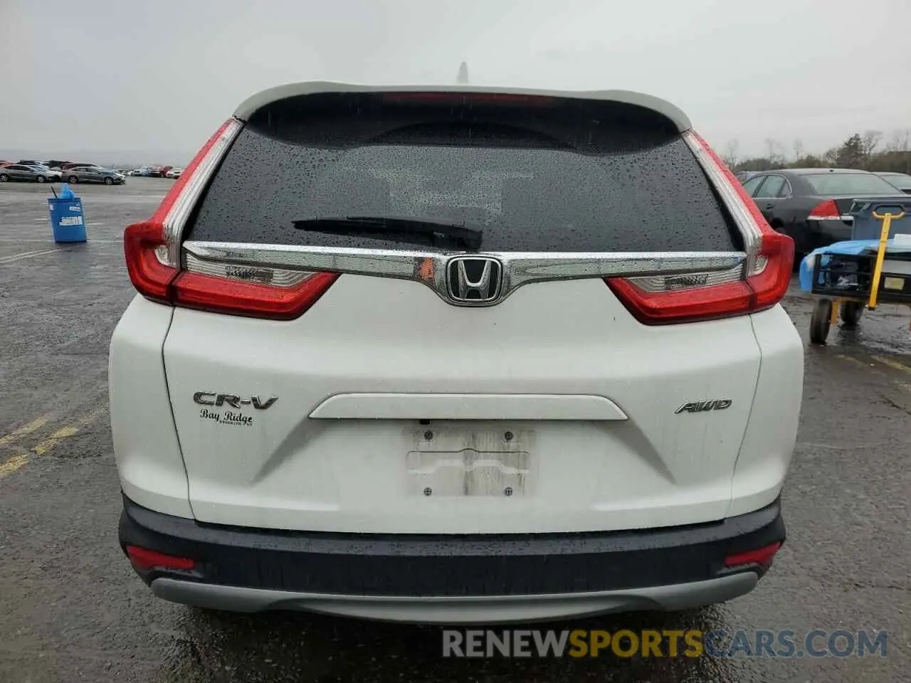 6 Photograph of a damaged car 2HKRW2H51KH670065 HONDA CRV 2019