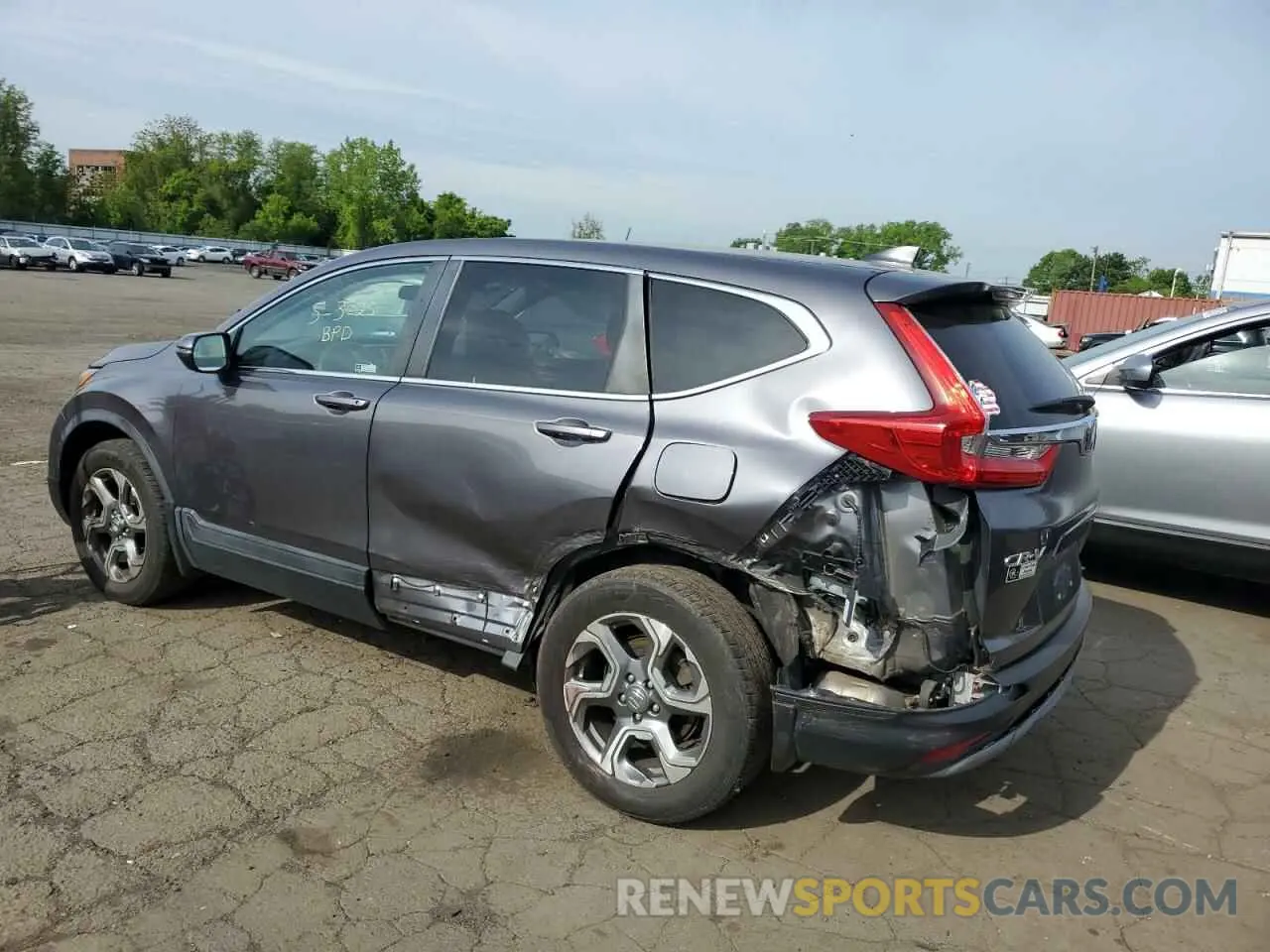 2 Photograph of a damaged car 2HKRW2H52KH609484 HONDA CRV 2019