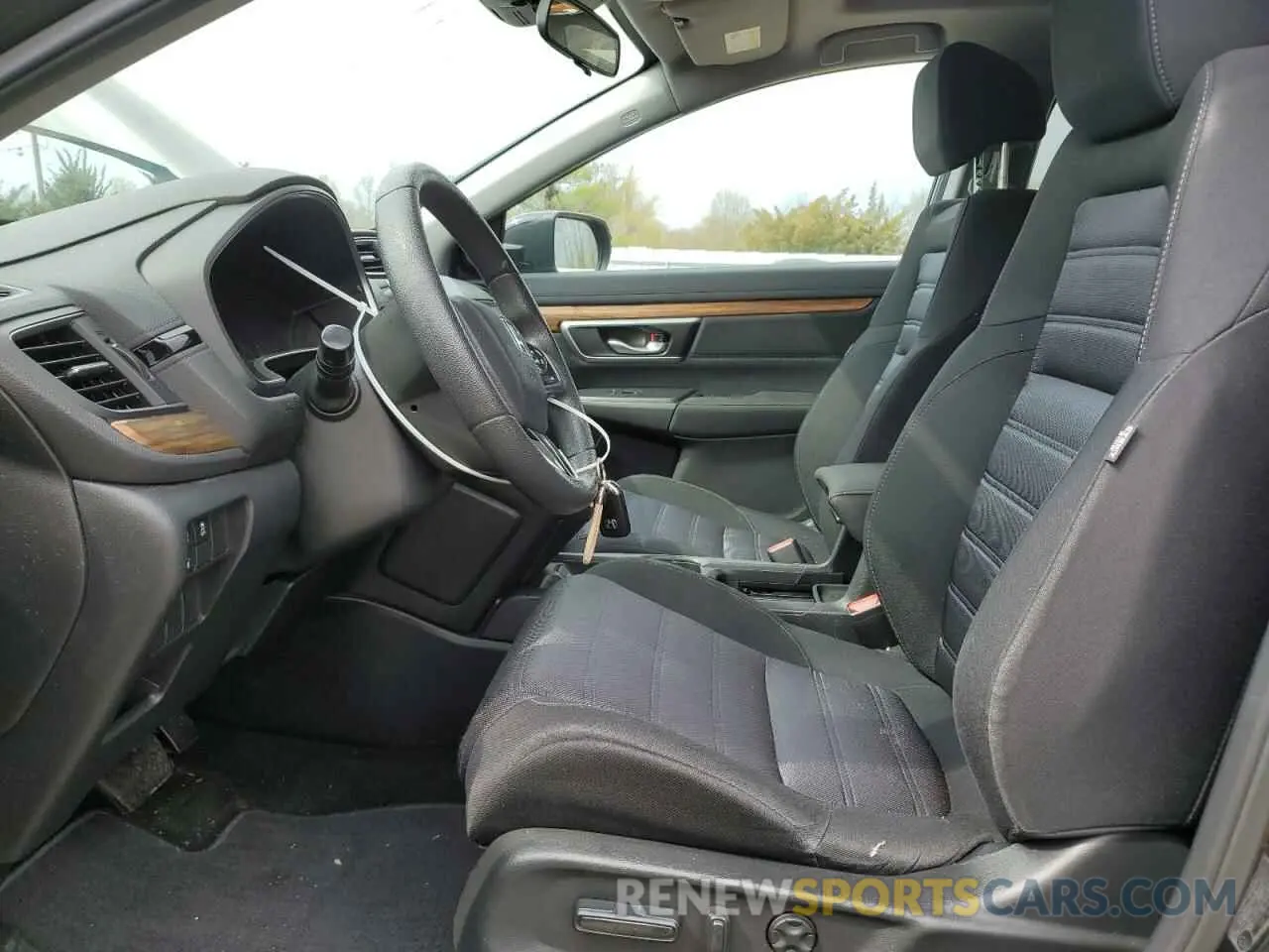 7 Photograph of a damaged car 2HKRW2H52KH625751 HONDA CRV 2019