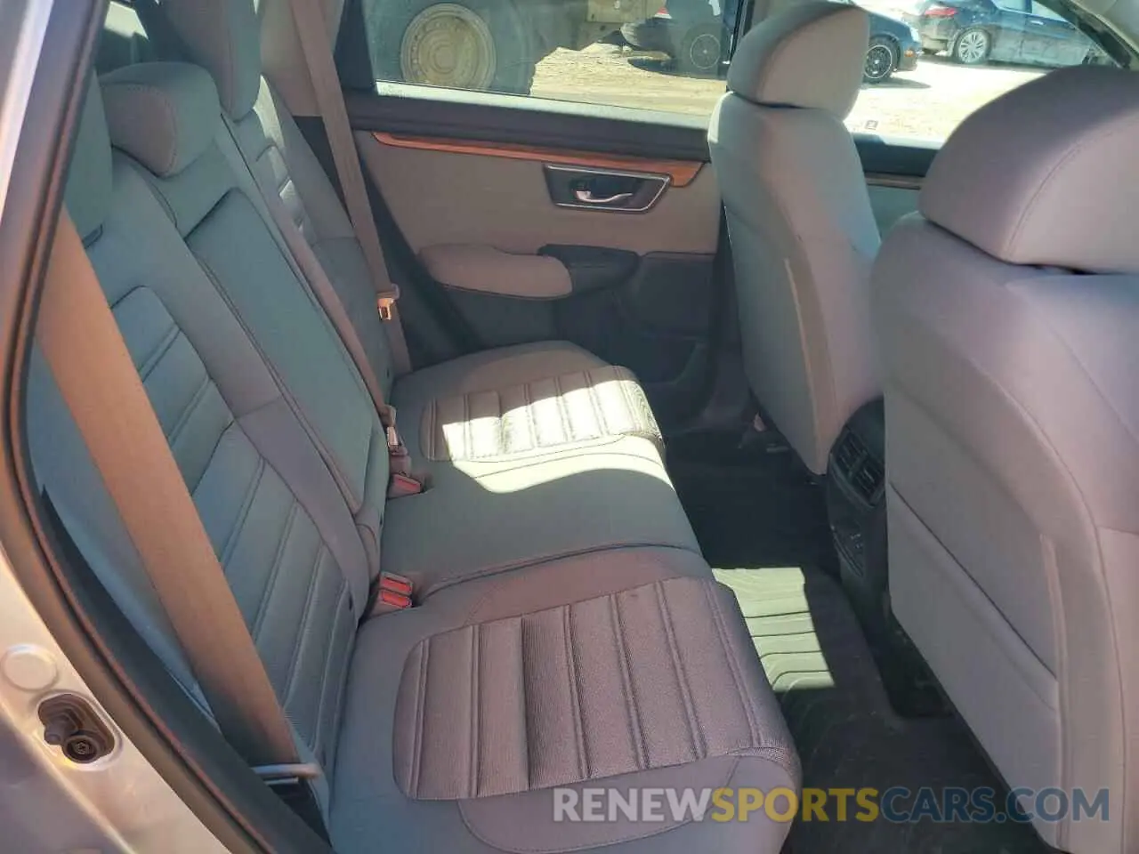 12 Photograph of a damaged car 2HKRW2H52KH645739 HONDA CRV 2019