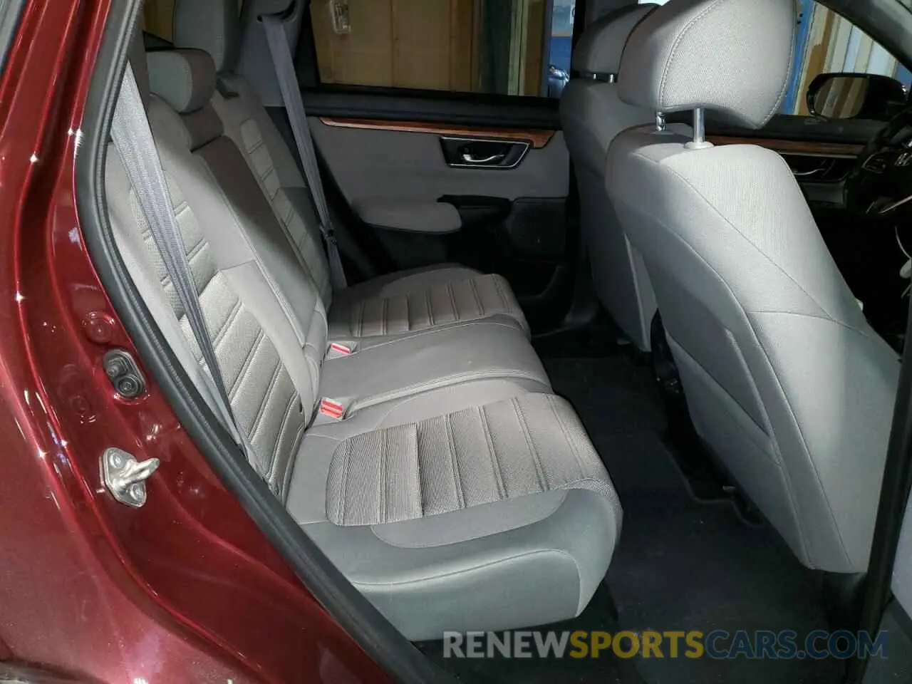 11 Photograph of a damaged car 2HKRW2H52KH655333 HONDA CRV 2019