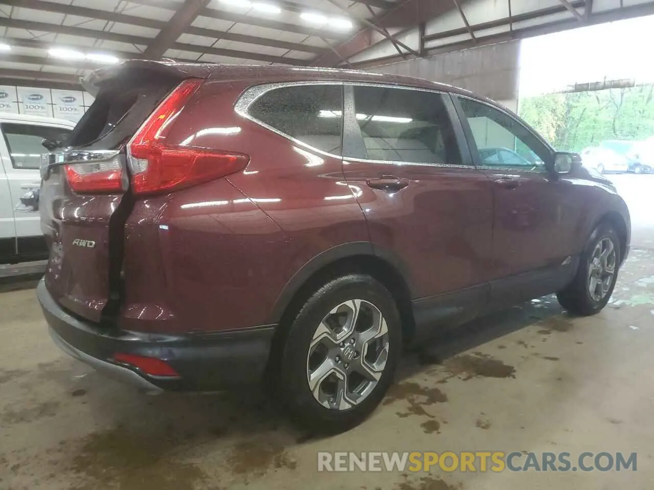 3 Photograph of a damaged car 2HKRW2H52KH662962 HONDA CRV 2019
