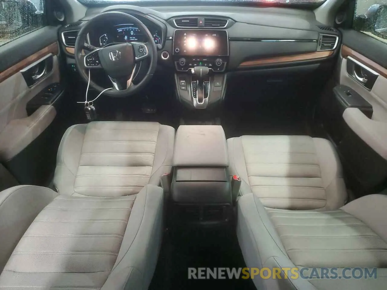 8 Photograph of a damaged car 2HKRW2H52KH662962 HONDA CRV 2019