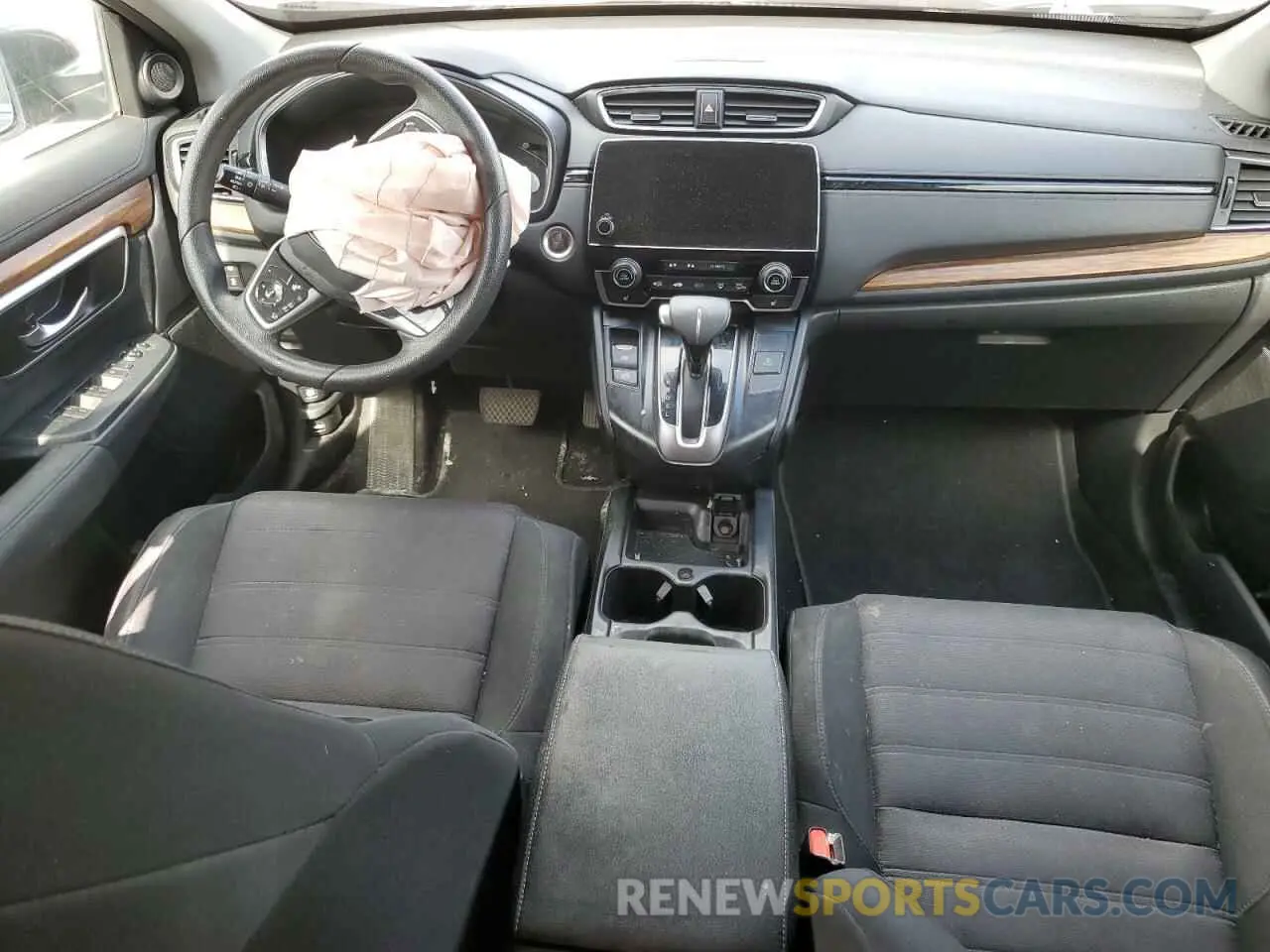 8 Photograph of a damaged car 2HKRW2H54KH122271 HONDA CRV 2019