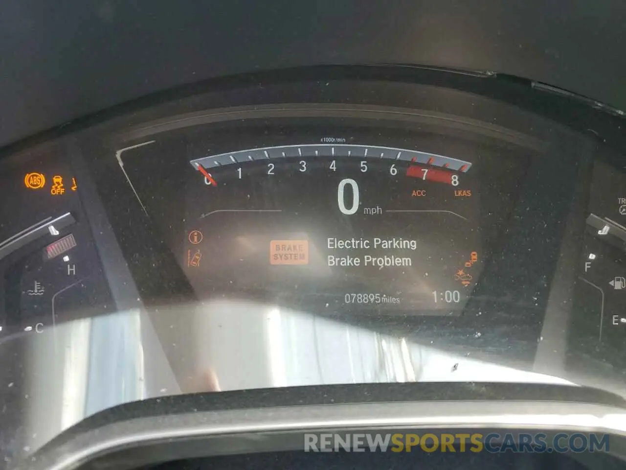 9 Photograph of a damaged car 2HKRW2H56KH675794 HONDA CRV 2019