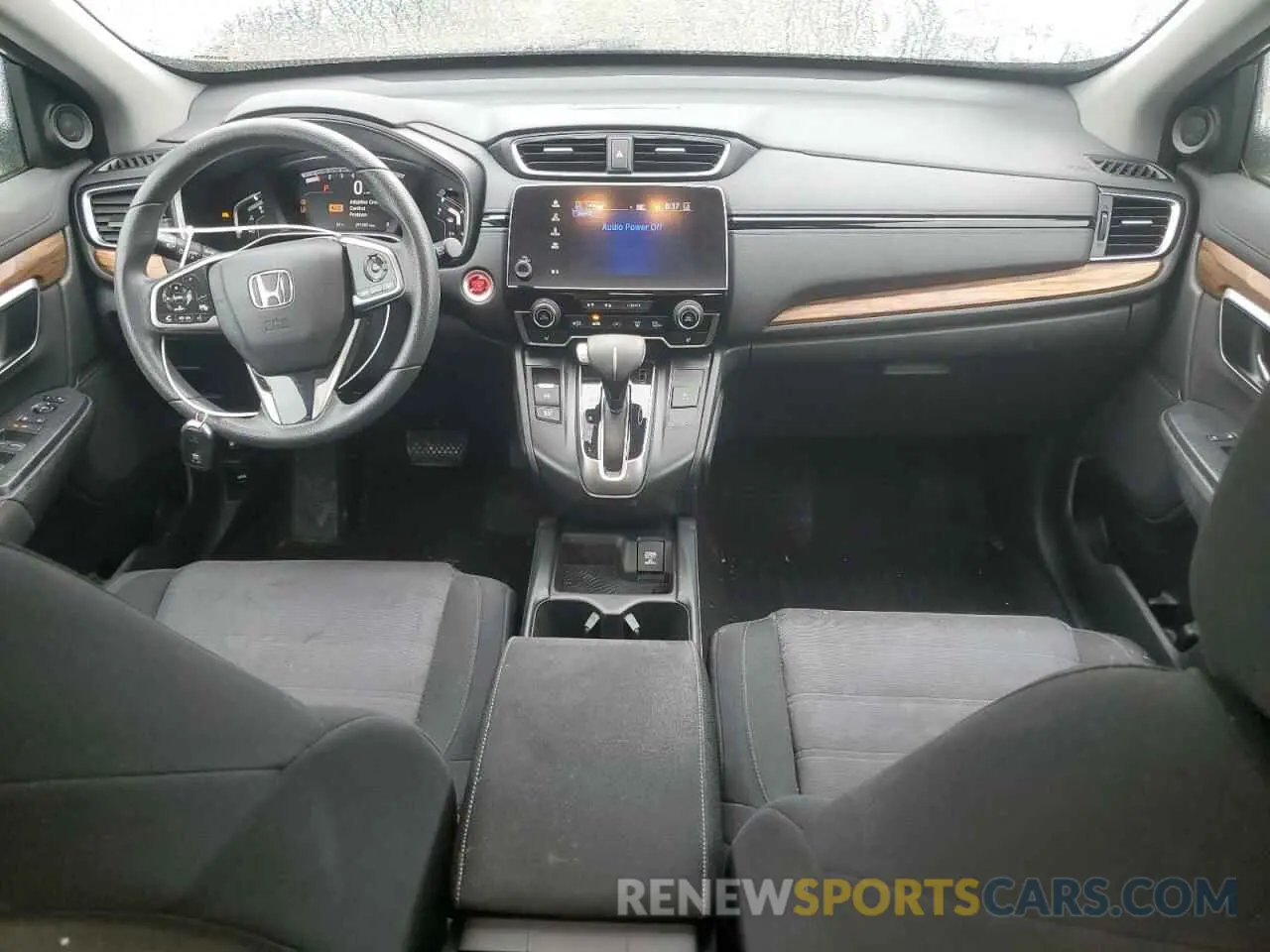 8 Photograph of a damaged car 2HKRW2H57KH605754 HONDA CRV 2019