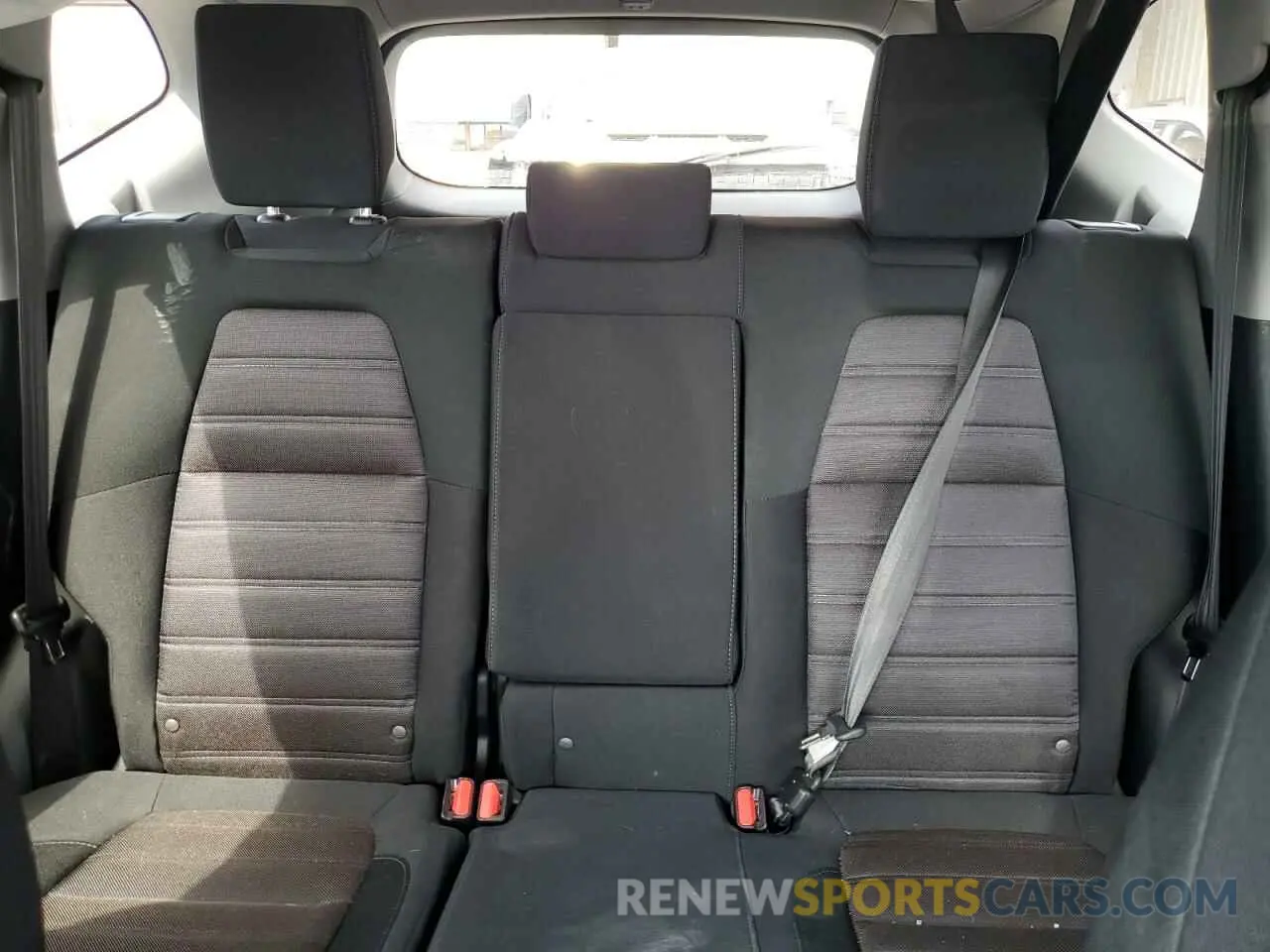 10 Photograph of a damaged car 2HKRW2H57KH630475 HONDA CRV 2019