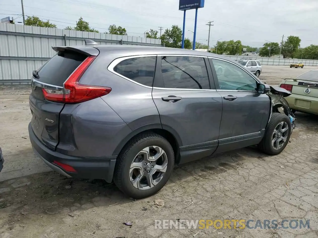 3 Photograph of a damaged car 2HKRW2H57KH630475 HONDA CRV 2019
