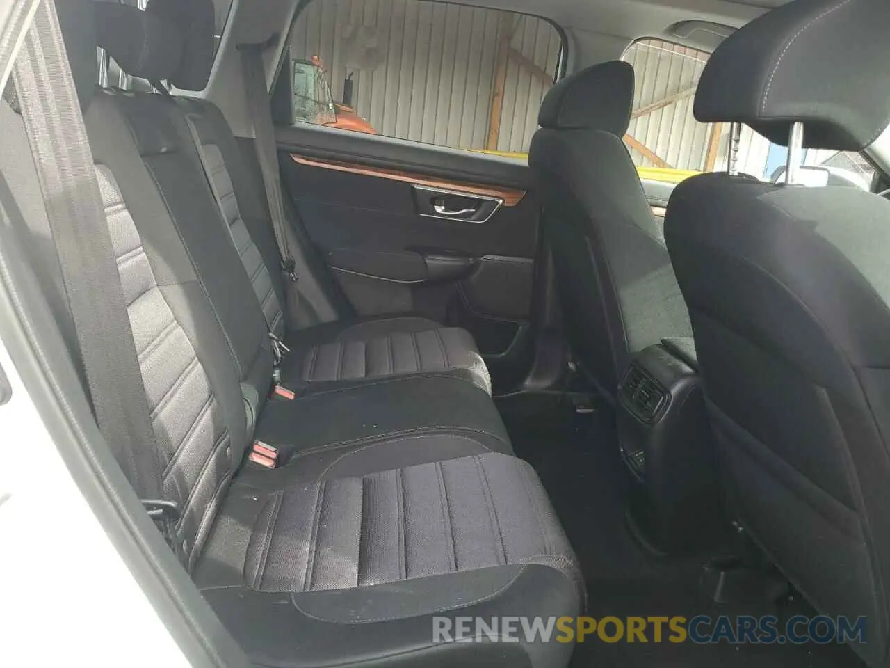10 Photograph of a damaged car 2HKRW2H58KH603088 HONDA CRV 2019
