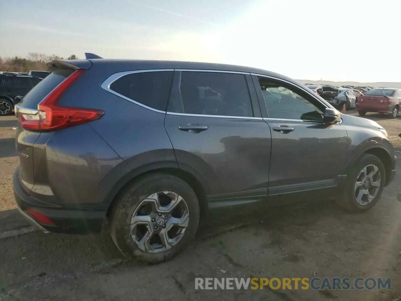3 Photograph of a damaged car 2HKRW2H58KH675800 HONDA CRV 2019