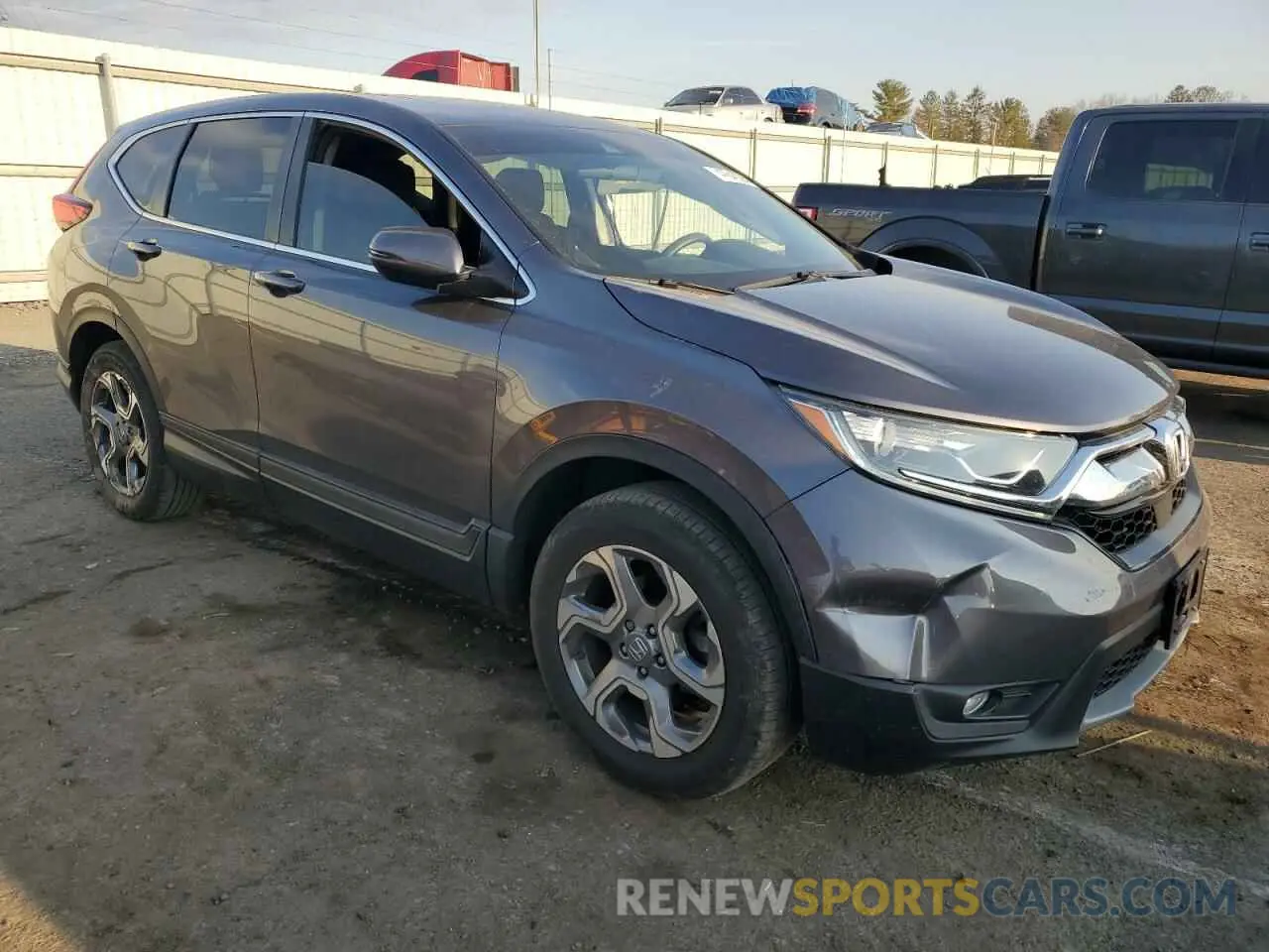 4 Photograph of a damaged car 2HKRW2H58KH675800 HONDA CRV 2019