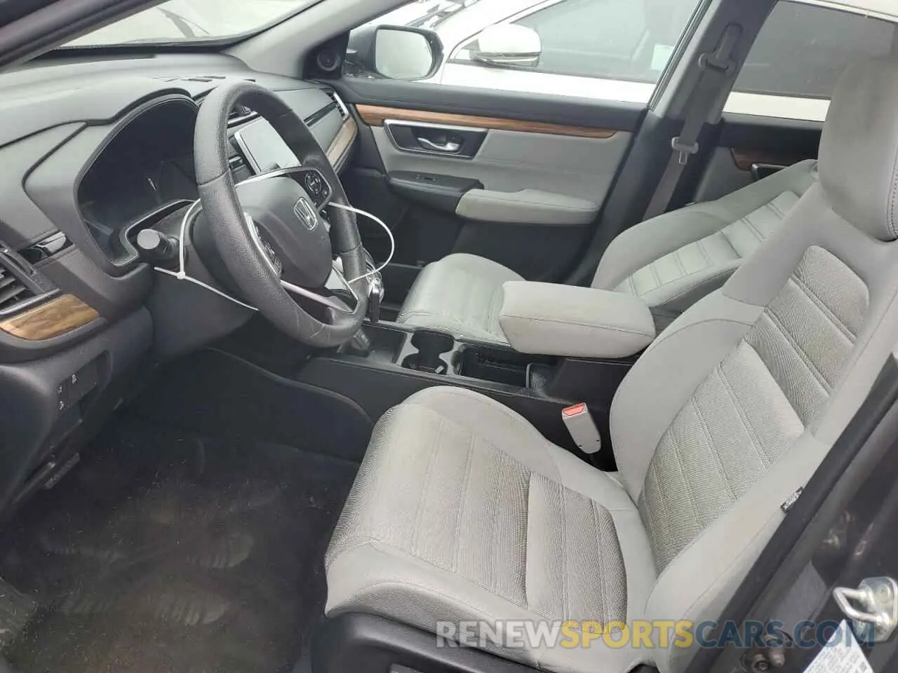 7 Photograph of a damaged car 2HKRW2H59KH650565 HONDA CRV 2019