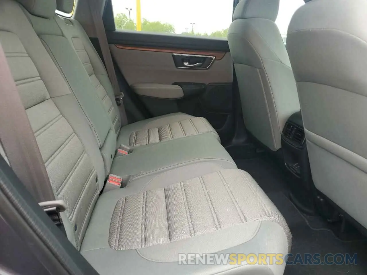 11 Photograph of a damaged car 2HKRW2H59KH663753 HONDA CRV 2019