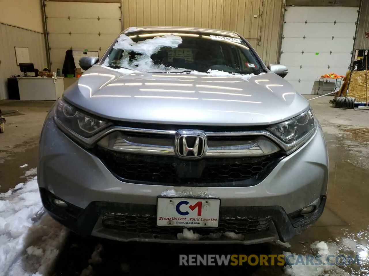 5 Photograph of a damaged car 2HKRW2H59KH670850 HONDA CRV 2019