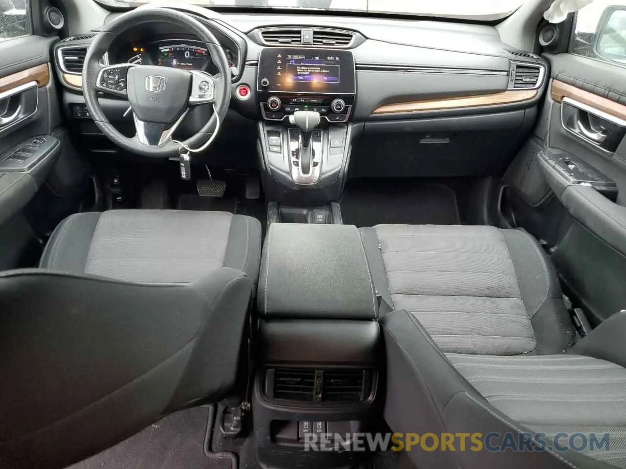 8 Photograph of a damaged car 2HKRW2H5XKH127779 HONDA CRV 2019
