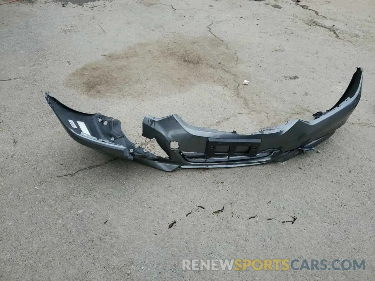 13 Photograph of a damaged car 2HKRW2H5XKH621883 HONDA CRV 2019