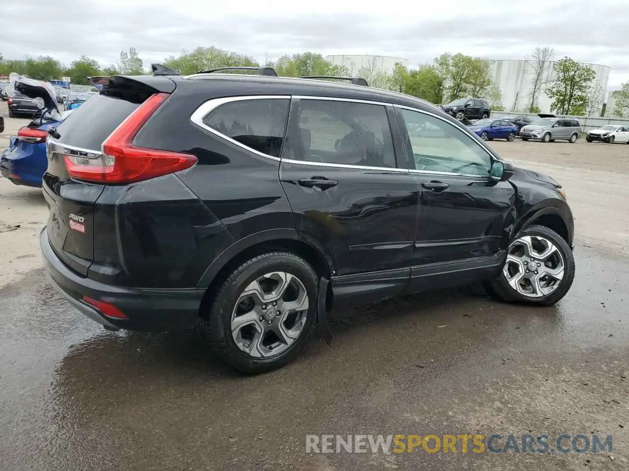 3 Photograph of a damaged car 2HKRW2H5XKH621883 HONDA CRV 2019