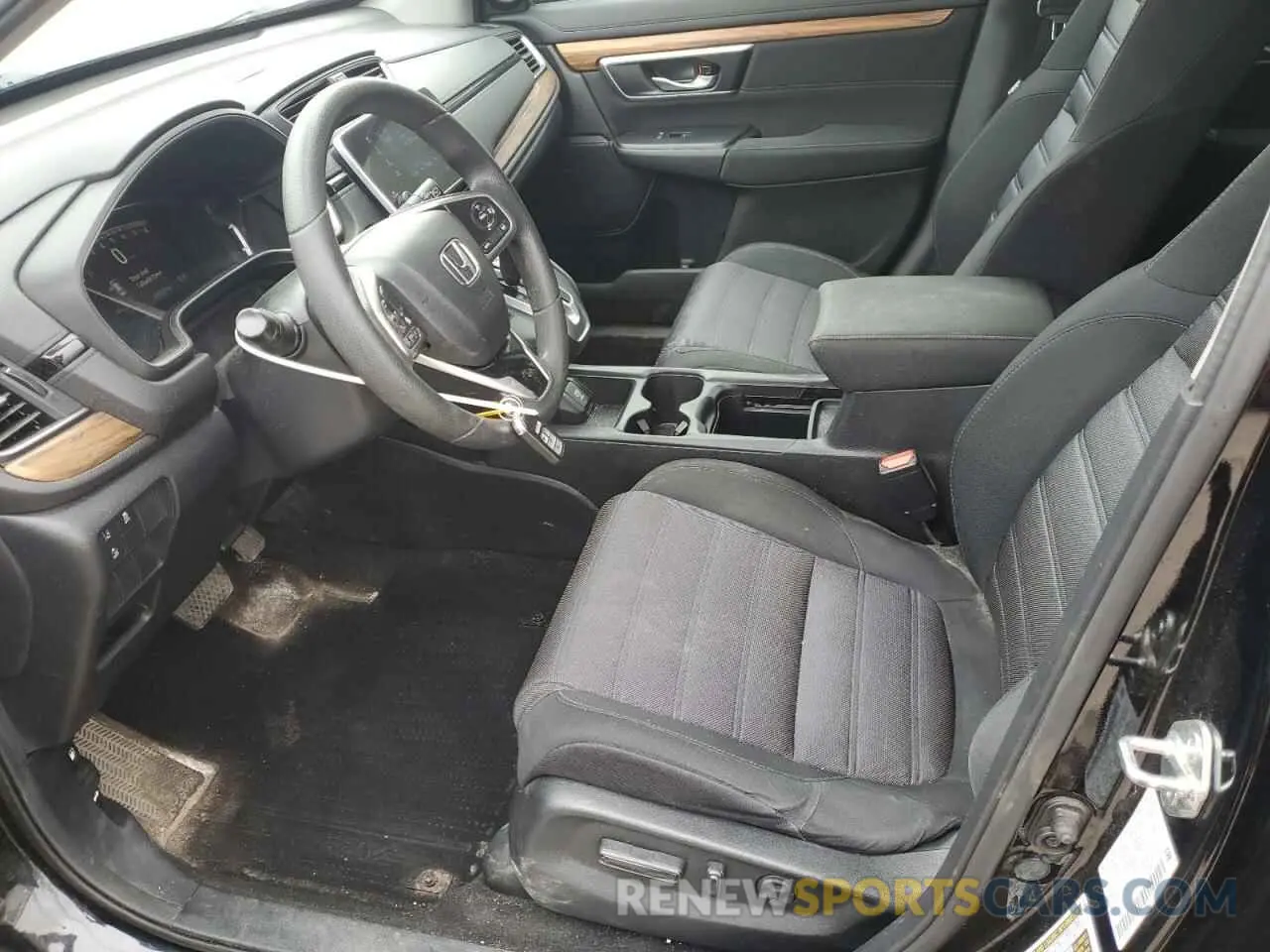 7 Photograph of a damaged car 2HKRW2H5XKH621883 HONDA CRV 2019