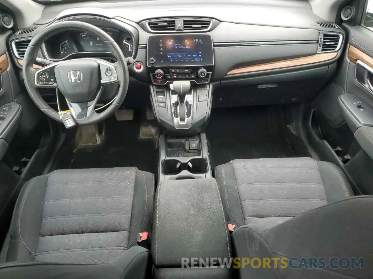 8 Photograph of a damaged car 2HKRW2H5XKH621883 HONDA CRV 2019