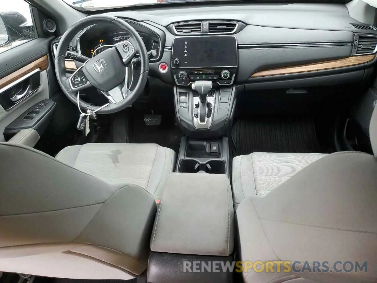 8 Photograph of a damaged car 2HKRW2H5XKH659887 HONDA CRV 2019
