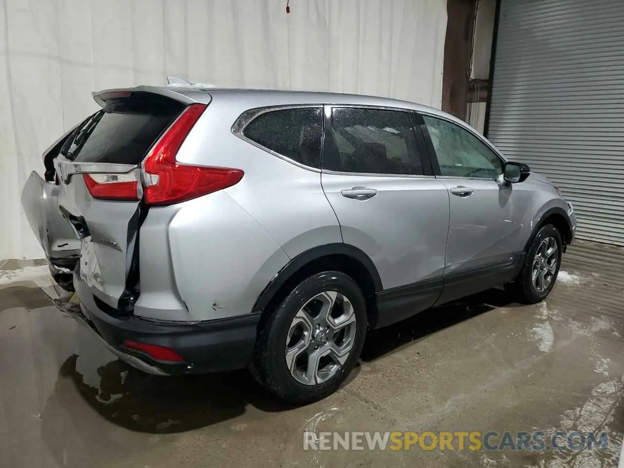 3 Photograph of a damaged car 2HKRW2H5XKH662286 HONDA CRV 2019