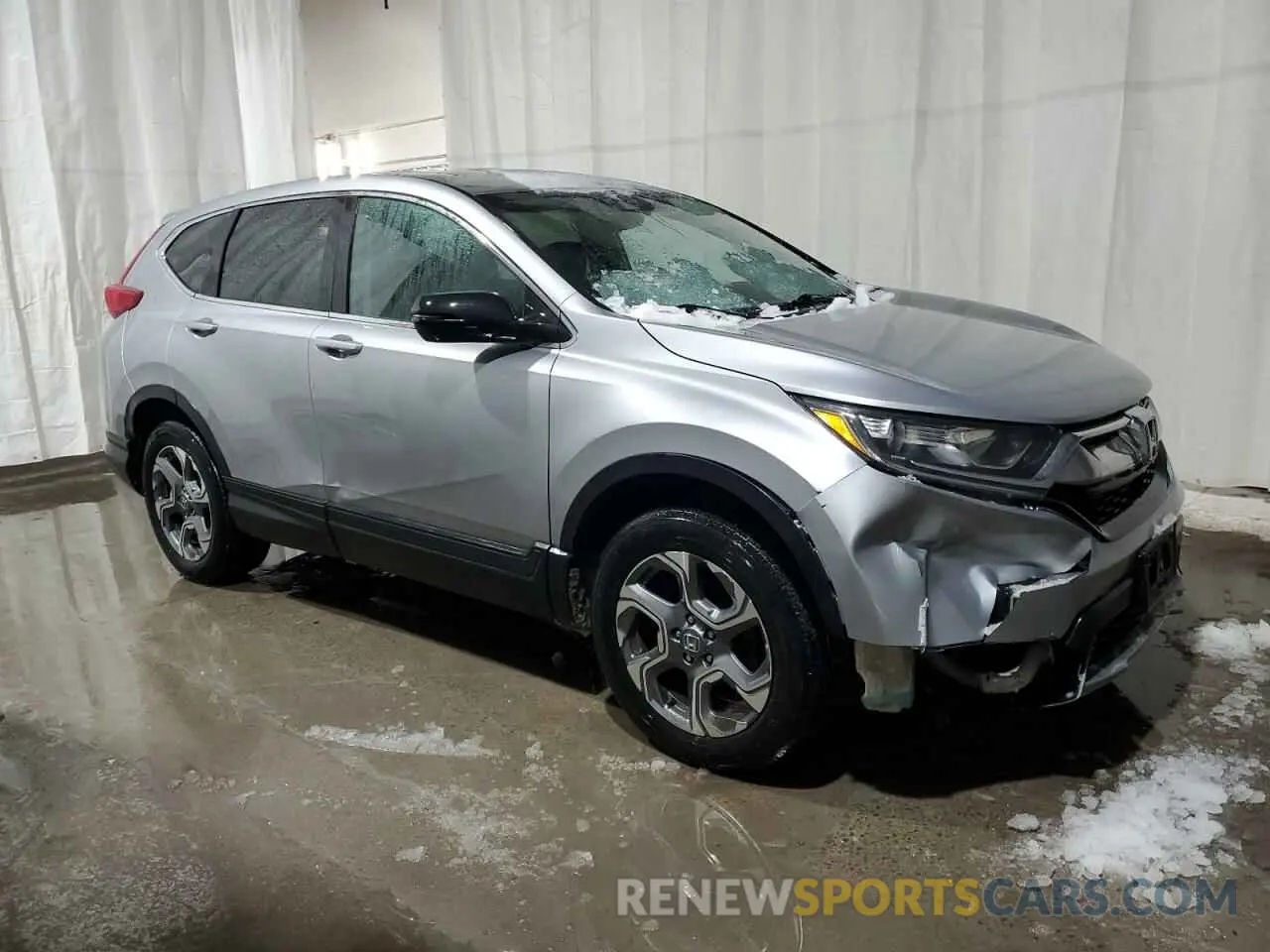 4 Photograph of a damaged car 2HKRW2H5XKH662286 HONDA CRV 2019