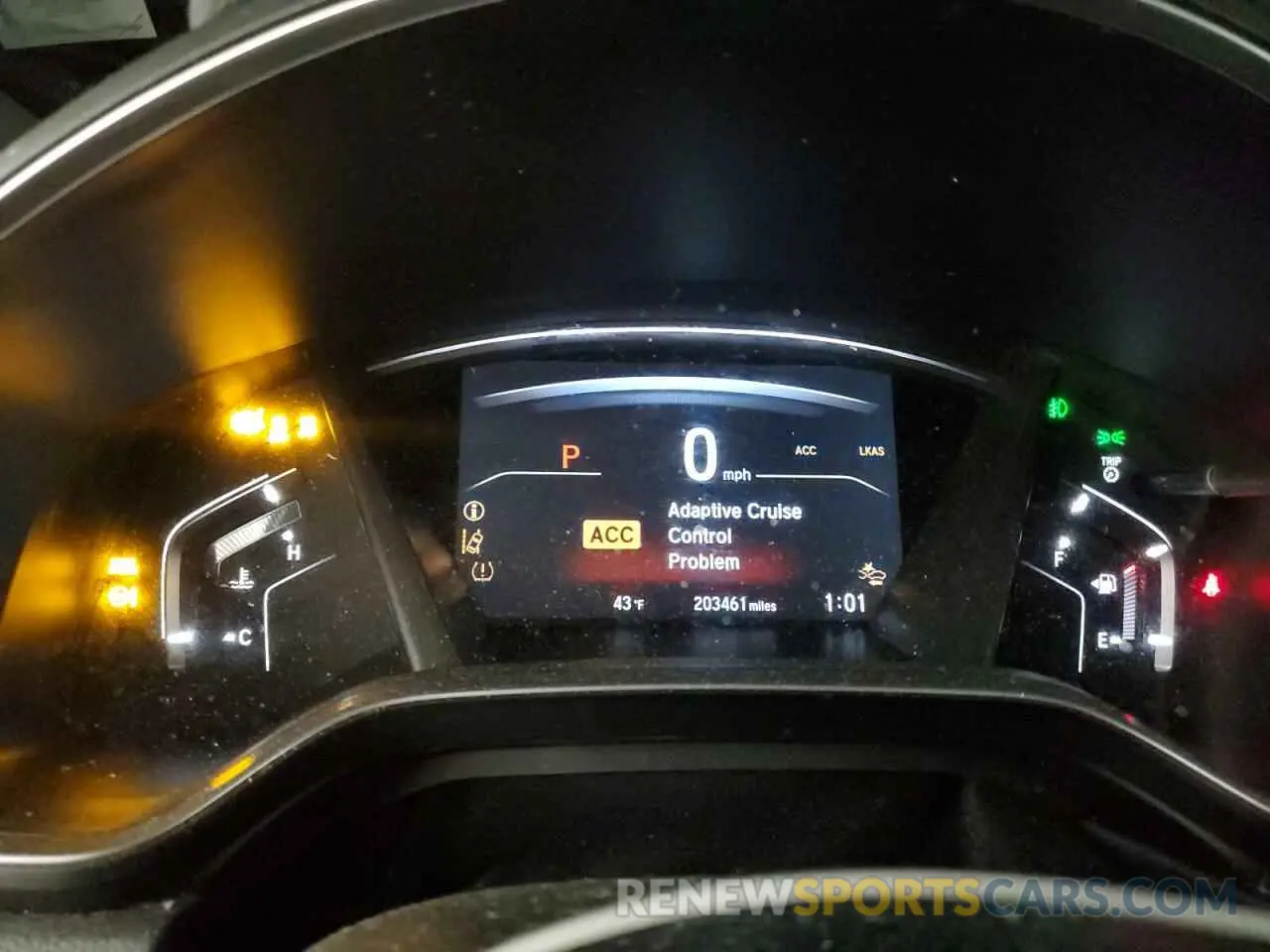 9 Photograph of a damaged car 2HKRW2H5XKH662286 HONDA CRV 2019