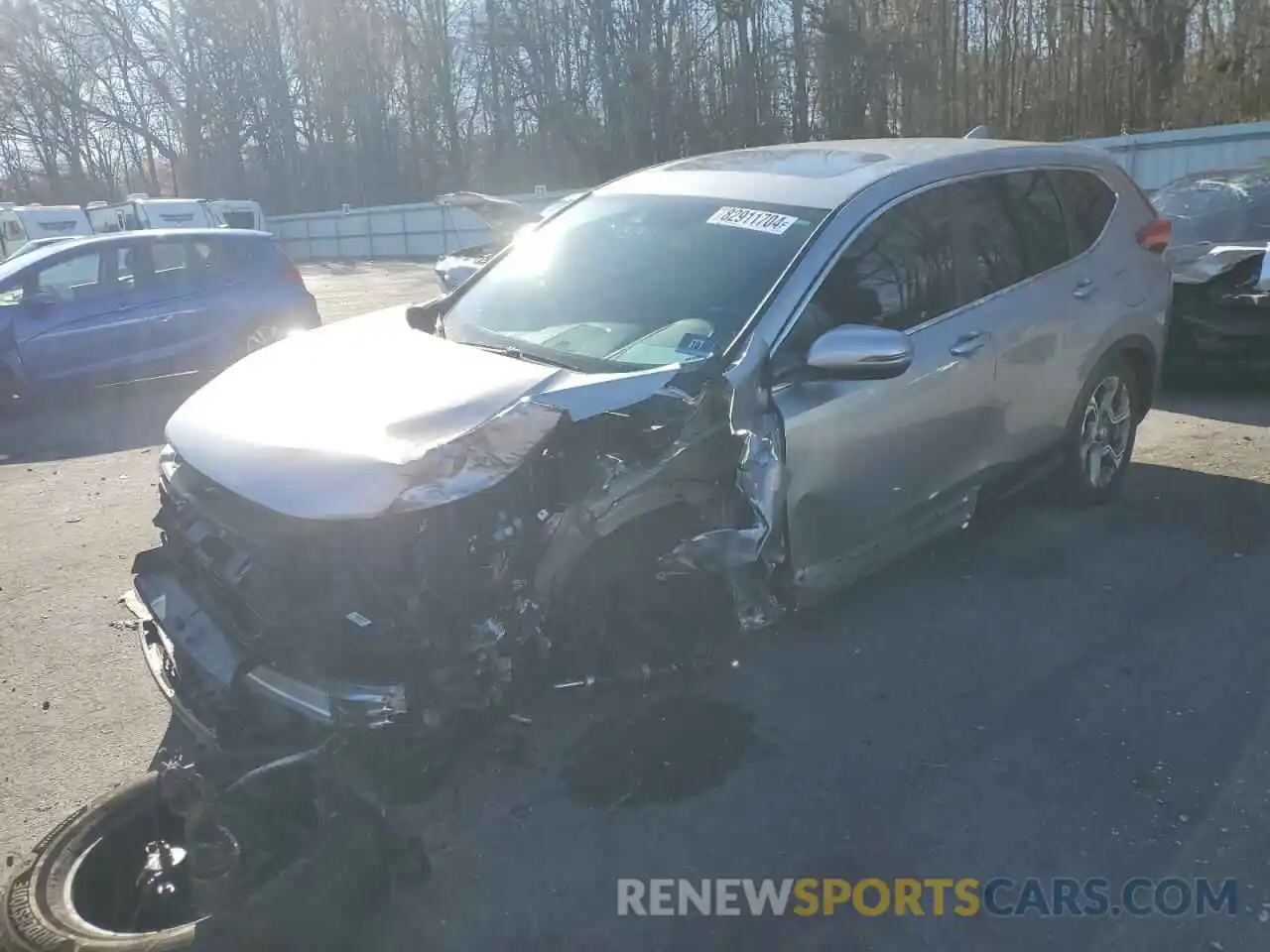 1 Photograph of a damaged car 2HKRW2H80KH677664 HONDA CRV 2019