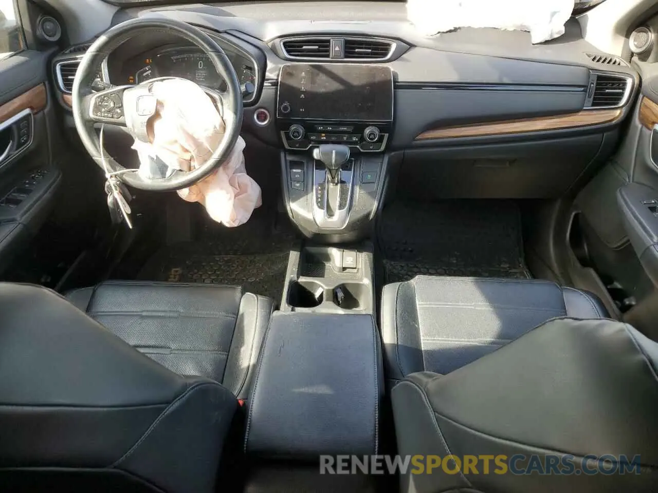 8 Photograph of a damaged car 2HKRW2H81KH623256 HONDA CRV 2019
