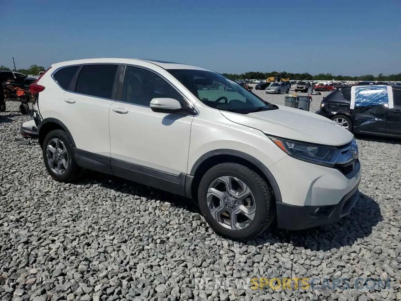 4 Photograph of a damaged car 2HKRW2H81KH647024 HONDA CRV 2019
