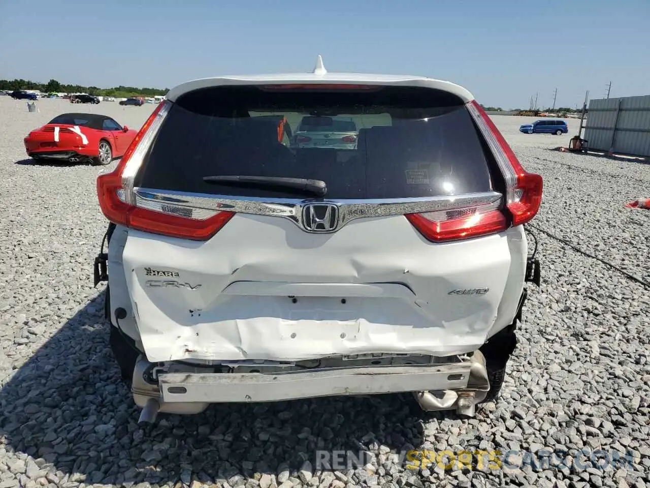 6 Photograph of a damaged car 2HKRW2H81KH647024 HONDA CRV 2019