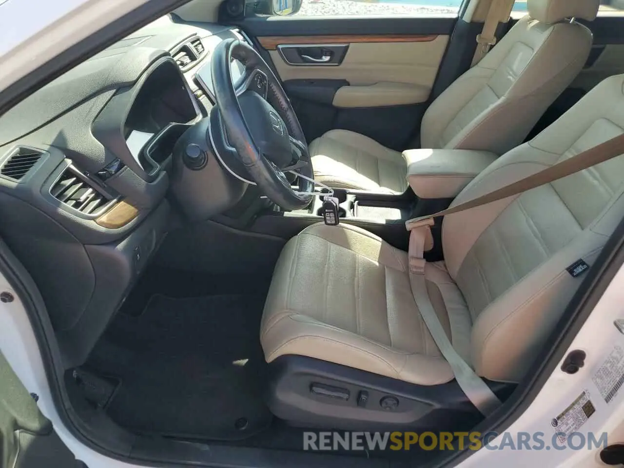 7 Photograph of a damaged car 2HKRW2H81KH647024 HONDA CRV 2019