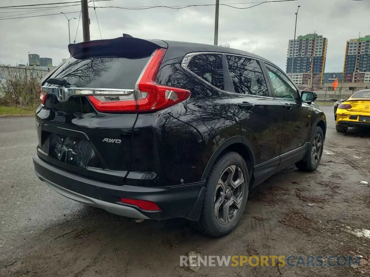 4 Photograph of a damaged car 2HKRW2H82KH108847 HONDA CRV 2019