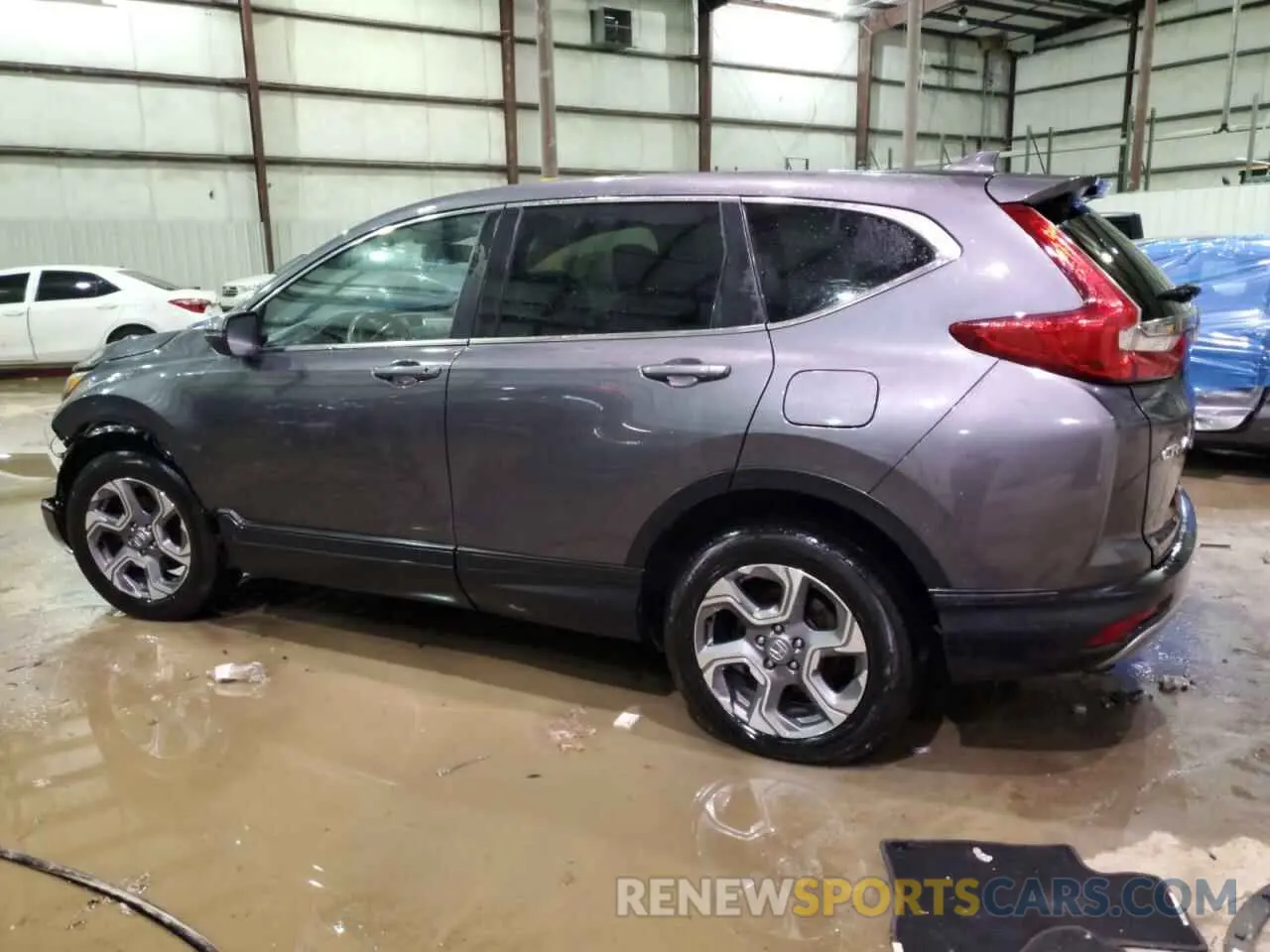 2 Photograph of a damaged car 2HKRW2H82KH665595 HONDA CRV 2019