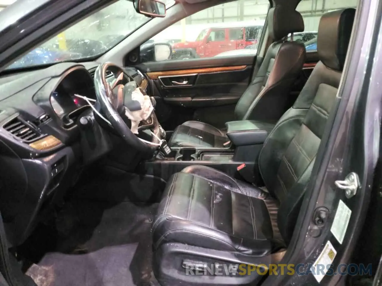 7 Photograph of a damaged car 2HKRW2H82KH665595 HONDA CRV 2019