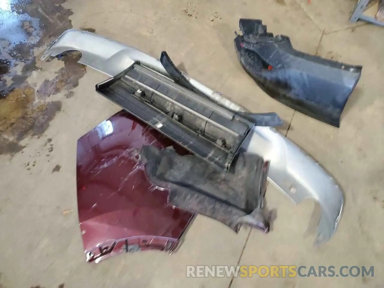 13 Photograph of a damaged car 2HKRW2H82KH675642 HONDA CRV 2019