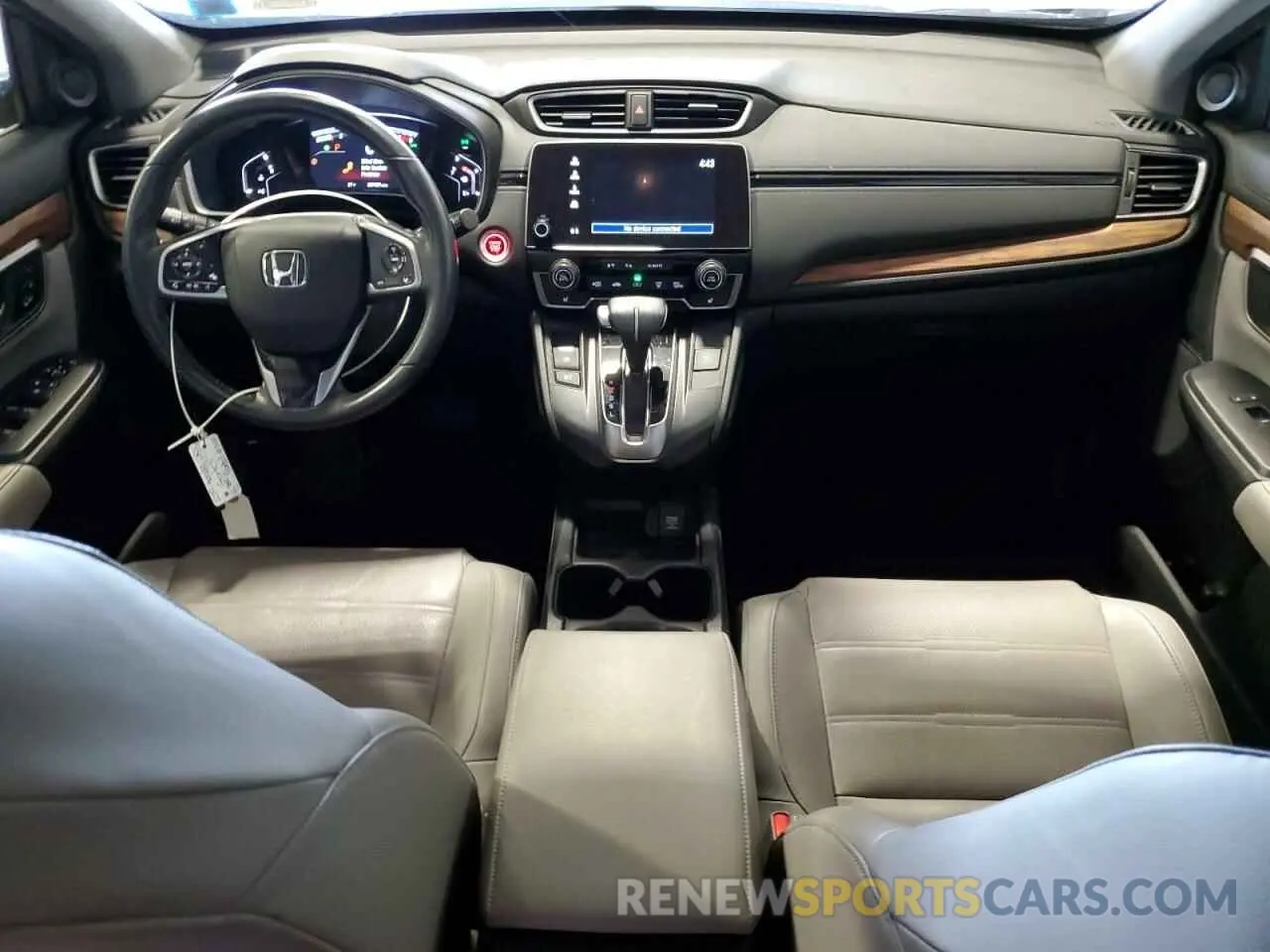 8 Photograph of a damaged car 2HKRW2H82KH675642 HONDA CRV 2019