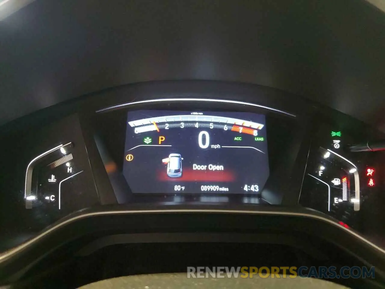 9 Photograph of a damaged car 2HKRW2H82KH675642 HONDA CRV 2019