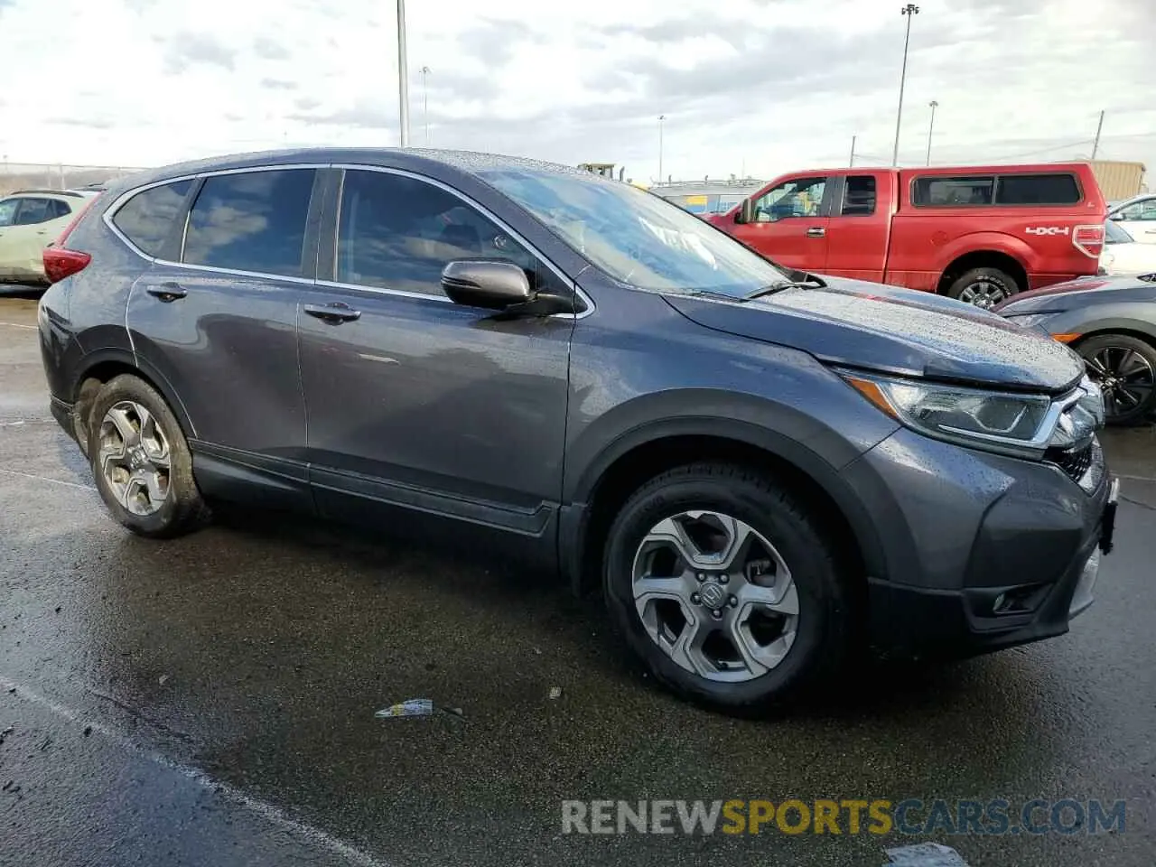 4 Photograph of a damaged car 2HKRW2H83KH644495 HONDA CRV 2019