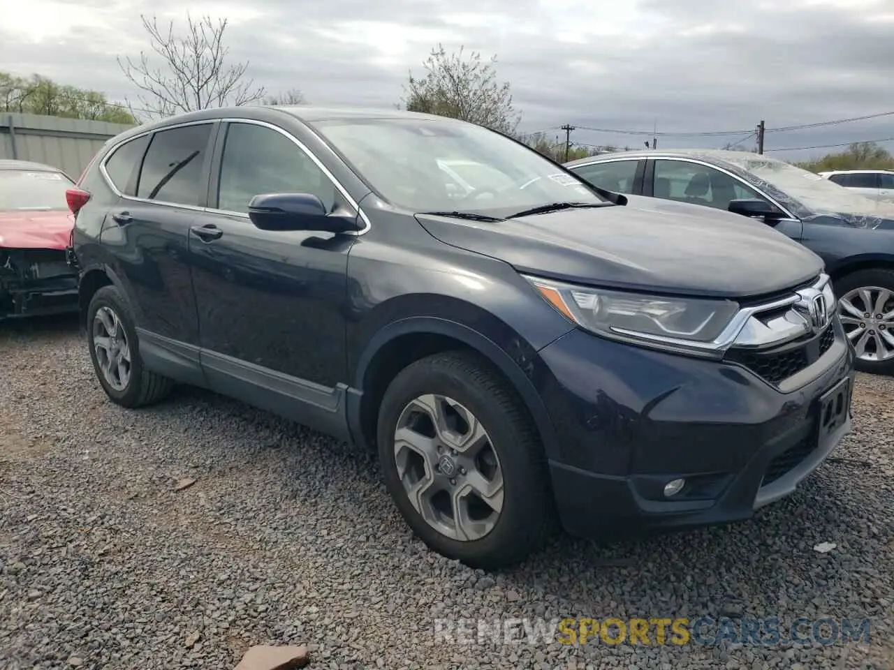 4 Photograph of a damaged car 2HKRW2H85KH615497 HONDA CRV 2019