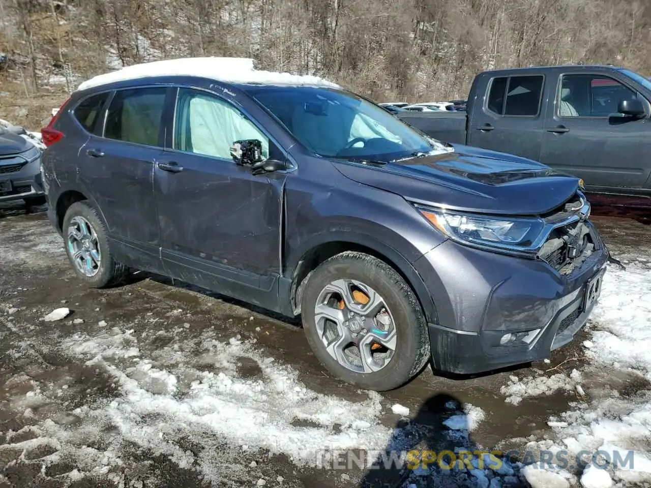 4 Photograph of a damaged car 2HKRW2H87KH665625 HONDA CRV 2019