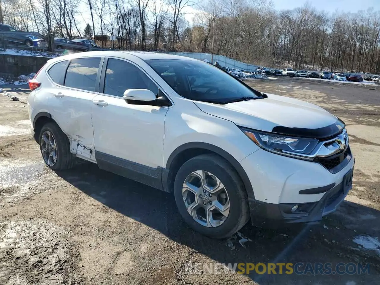 4 Photograph of a damaged car 2HKRW2H88KH671286 HONDA CRV 2019
