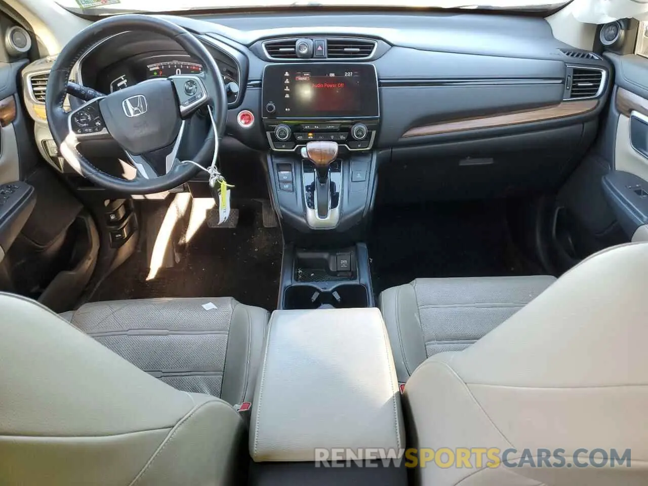8 Photograph of a damaged car 2HKRW2H88KH671286 HONDA CRV 2019