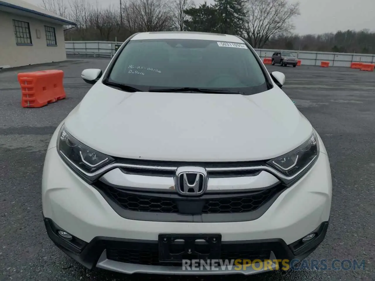 5 Photograph of a damaged car 2HKRW2H88KH672468 HONDA CRV 2019