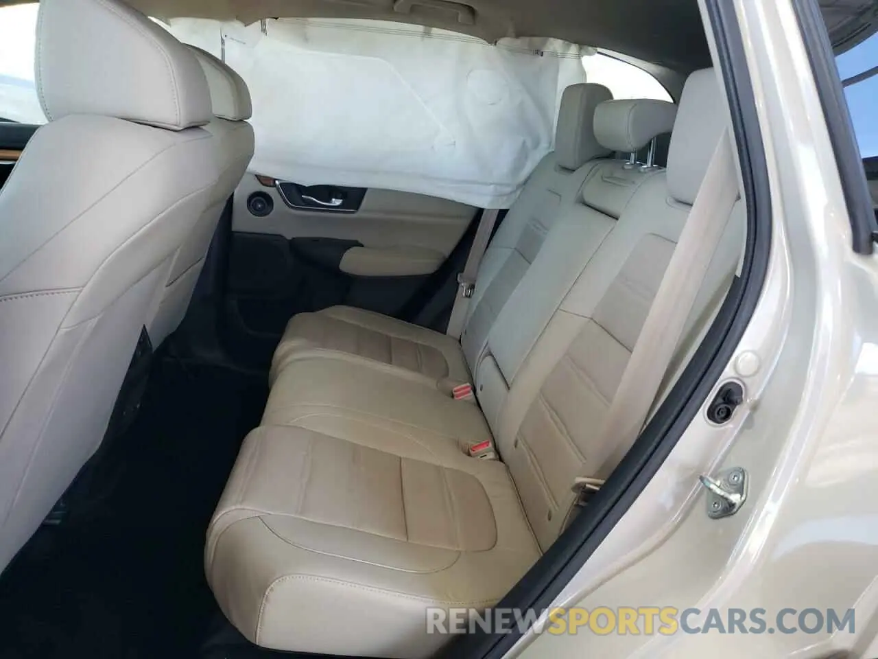 11 Photograph of a damaged car 2HKRW2H8XKH624017 HONDA CRV 2019