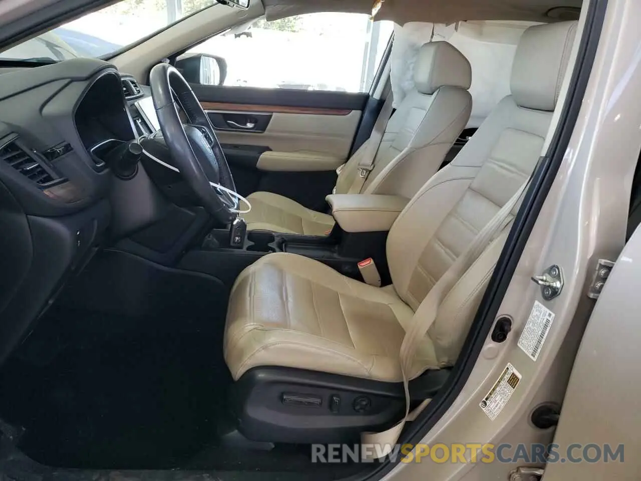 7 Photograph of a damaged car 2HKRW2H8XKH624017 HONDA CRV 2019