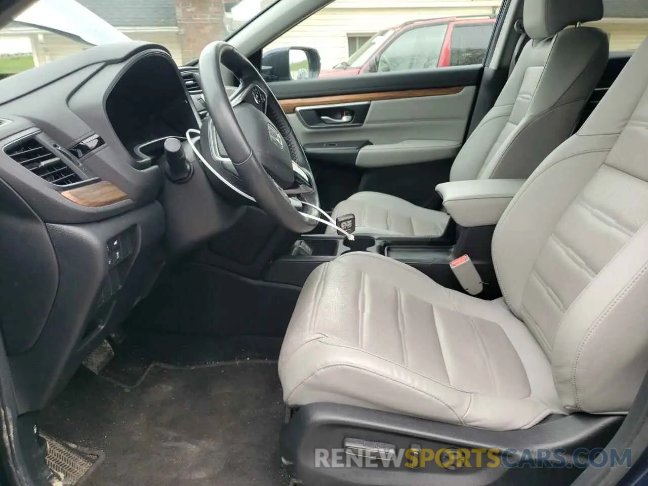 7 Photograph of a damaged car 2HKRW2H8XKH643067 HONDA CRV 2019