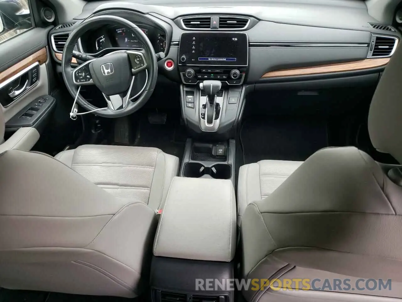 8 Photograph of a damaged car 2HKRW2H8XKH643067 HONDA CRV 2019