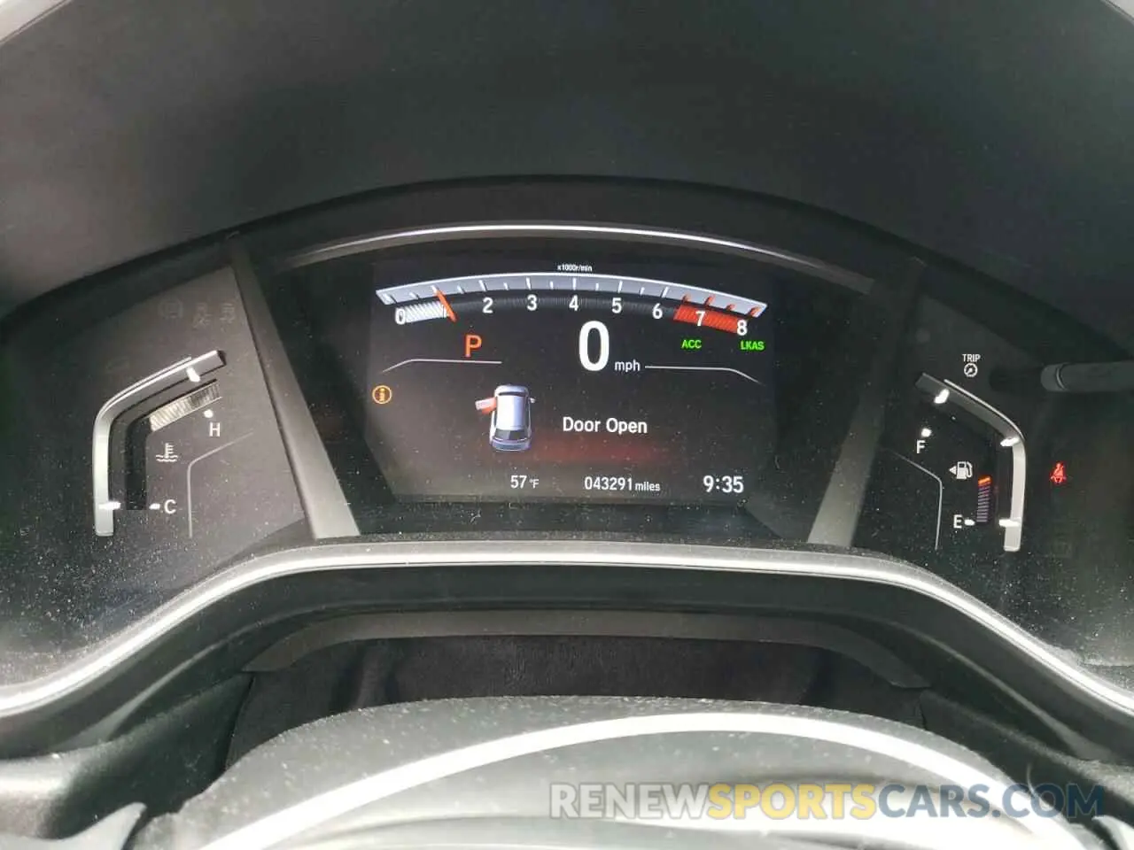 9 Photograph of a damaged car 2HKRW2H8XKH643067 HONDA CRV 2019